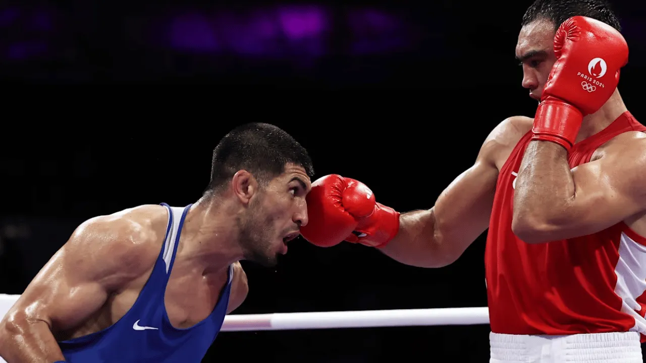 Boxing Brilliance: Enmanuel Reyes Pla and Davlat Boltaev Secure Bronze Medals