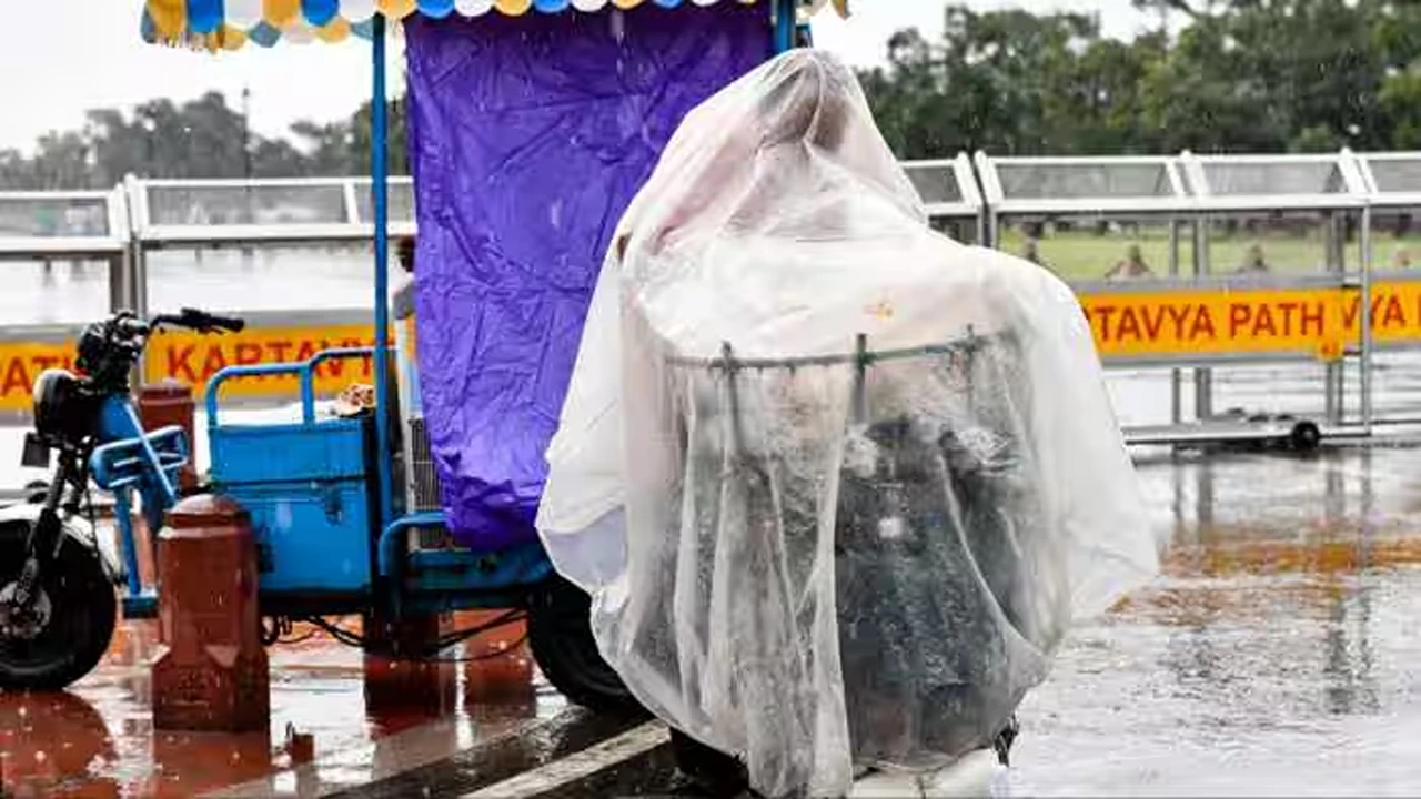 Delhi NCR Weather: Torrential Rain Hits Capital, IMD Forecasts More Showers