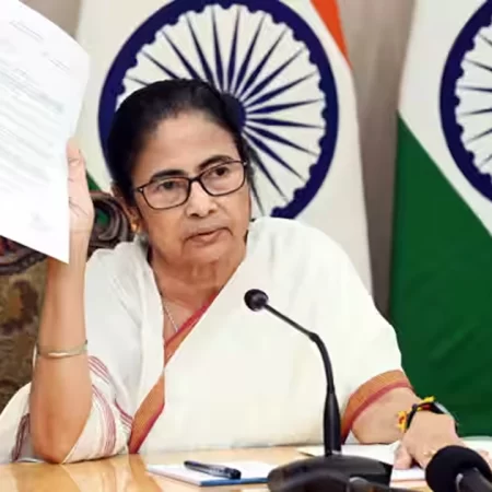 Major Shake-Up in Kolkata: Mamata Banerjee Caves to Doctors’ Demands, Axing Top Officials